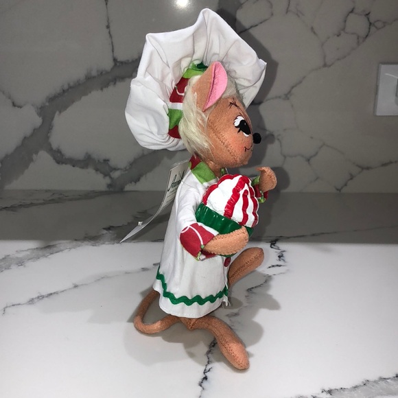 Annalee Christmas Cupcake Mouse 🎄 - Picture 3 of 4